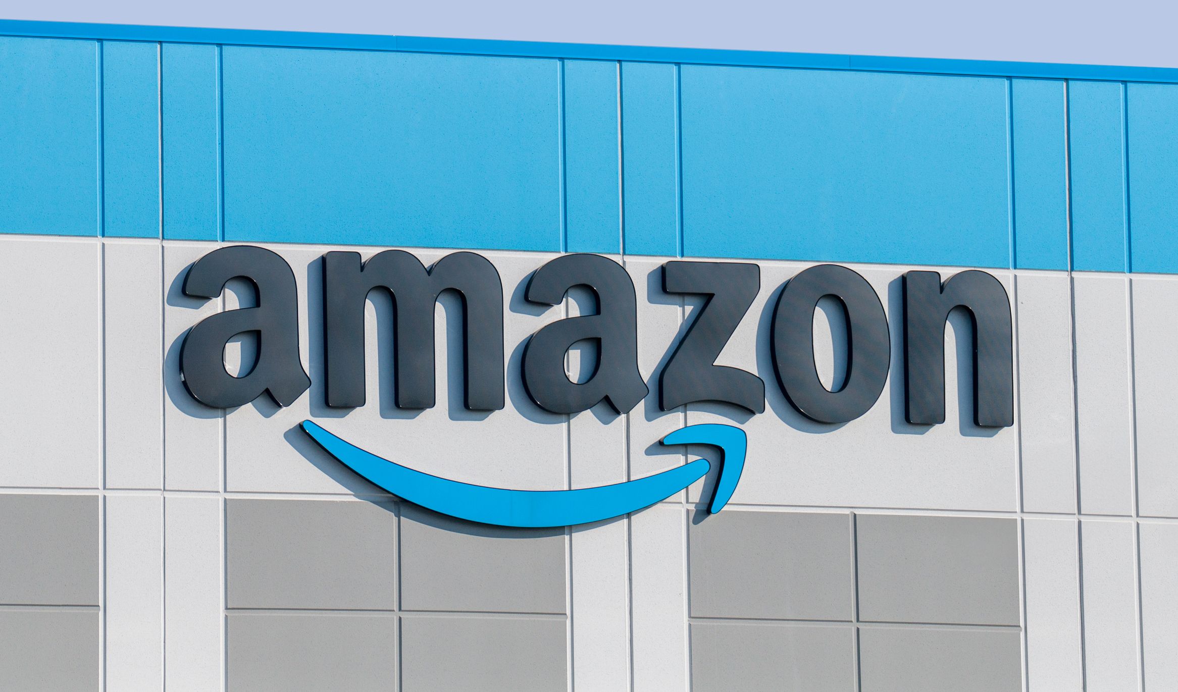 Amazon trusts Loumarc Signs to create their signs